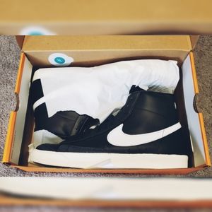 Men's Nike Blazer '77 VNTG Mid Shoes (Sz: 13)